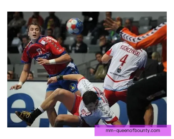 伊利奇中场远射精准如利剑屡建奇功